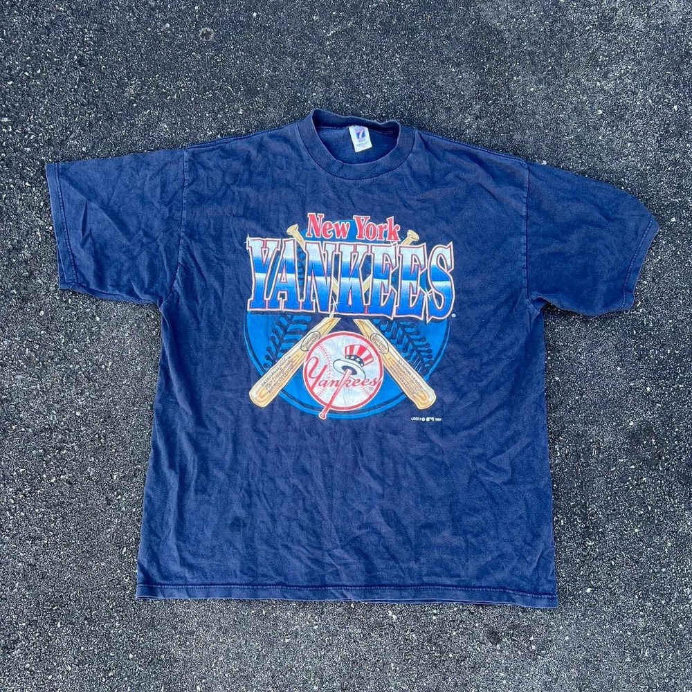 1990s New York Yankees Champions Graphic Shirt size 2XL